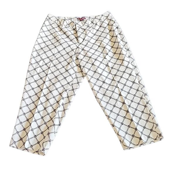 Jessica London Pants - Jessica London Capris Size 12 White w/ Black Pattern NWOT